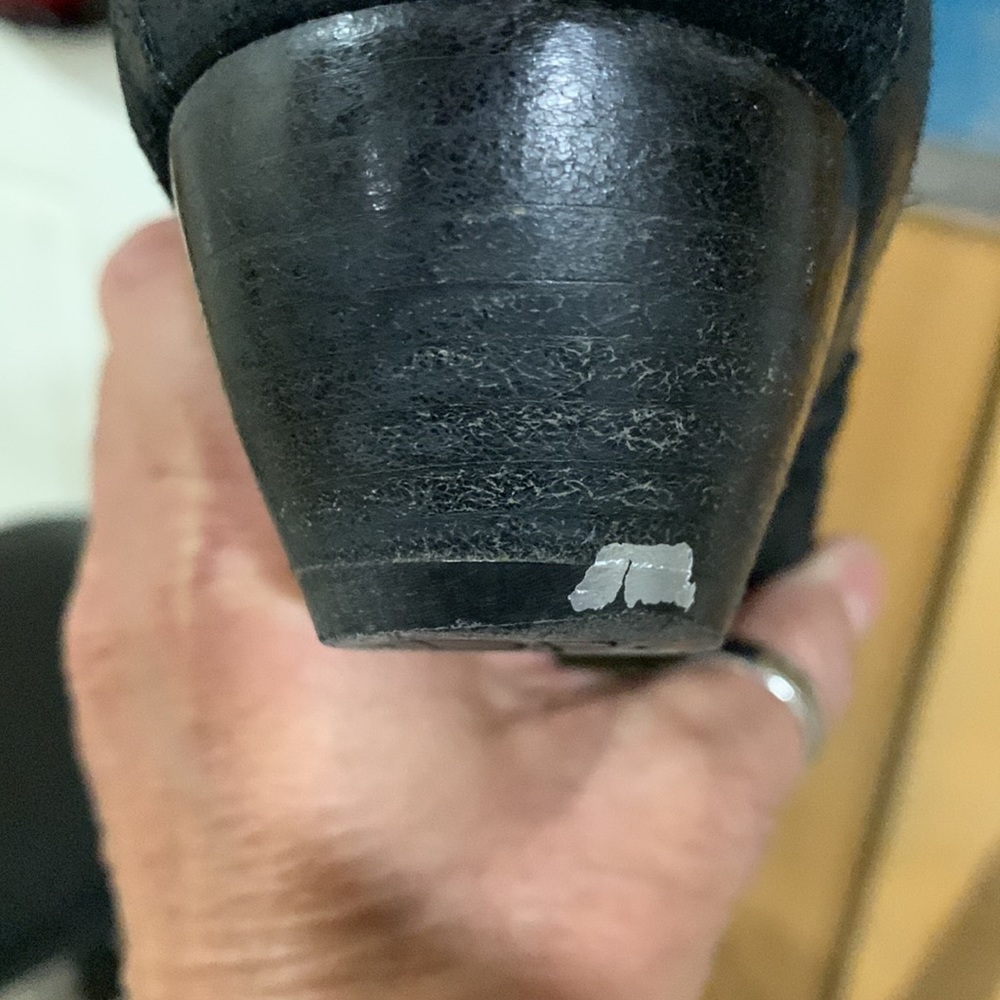 Donald J Pliner shoes - Picture 8 of 10